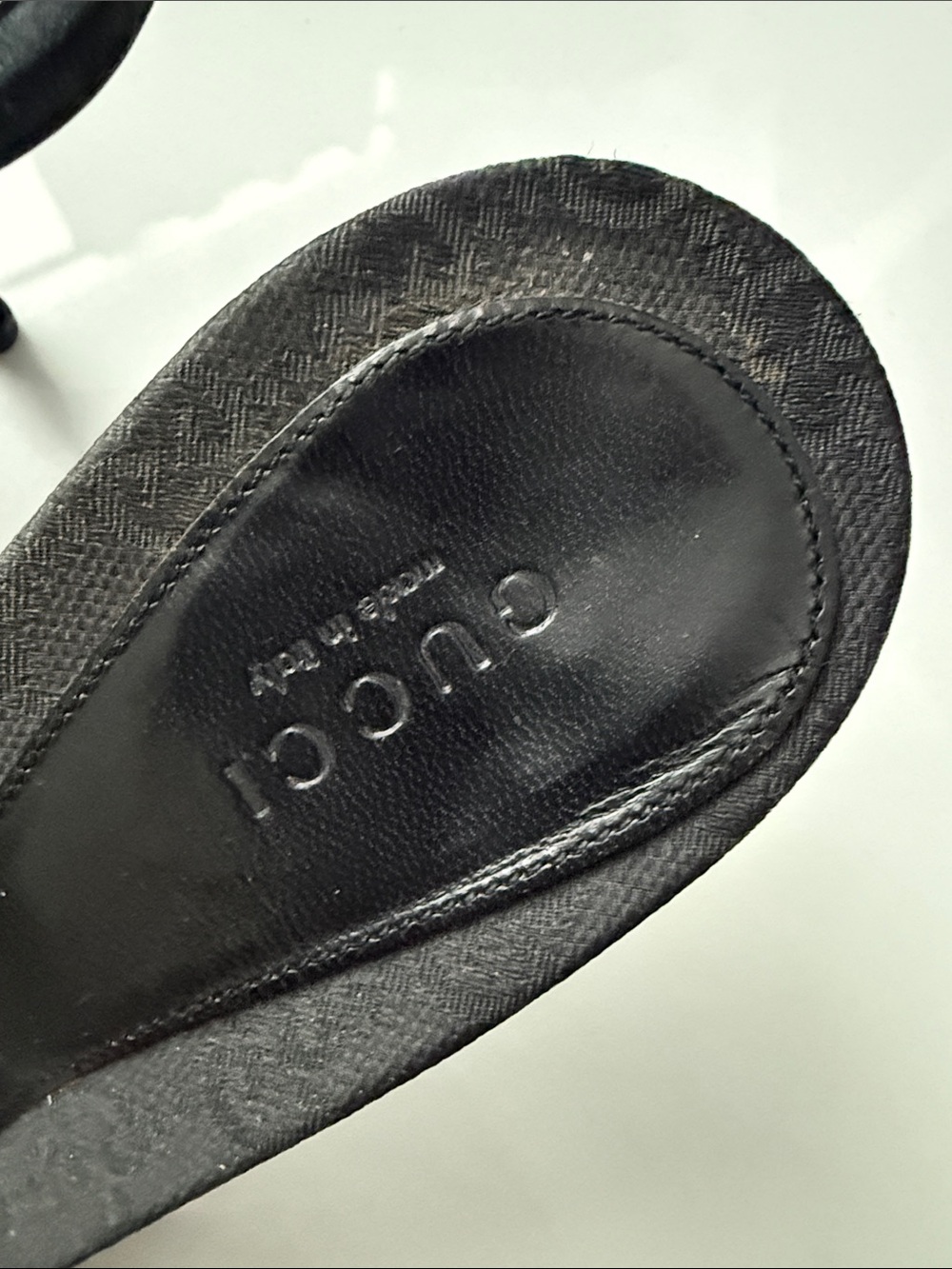 Gucci Black Leather Open-Toe Mules with Gold Horsebit - Picture 2 of 11